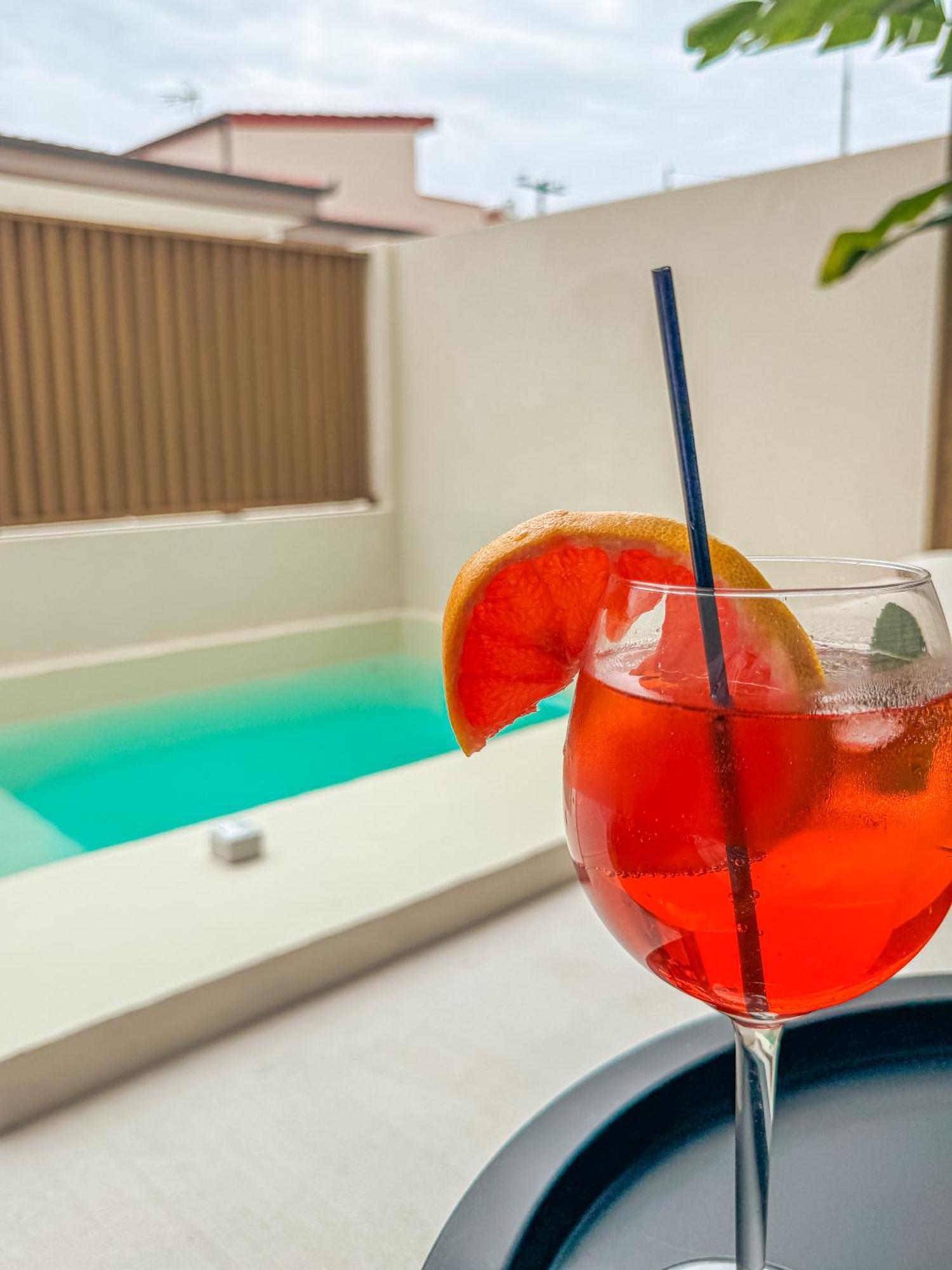 Adorno Private Suites Only Adults & Kids 12 Plus Неа-Врасна Экстерьер фото