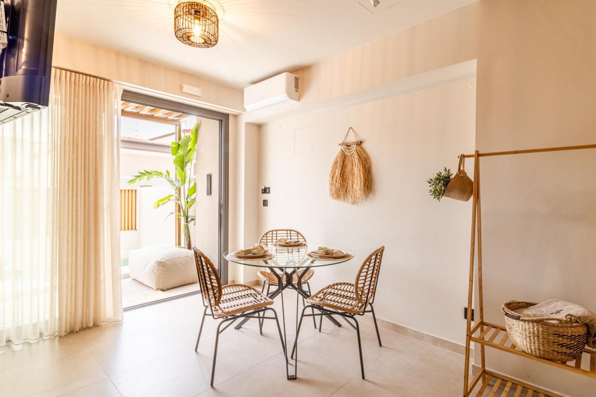 Adorno Private Suites Only Adults & Kids 12 Plus Неа-Врасна Экстерьер фото