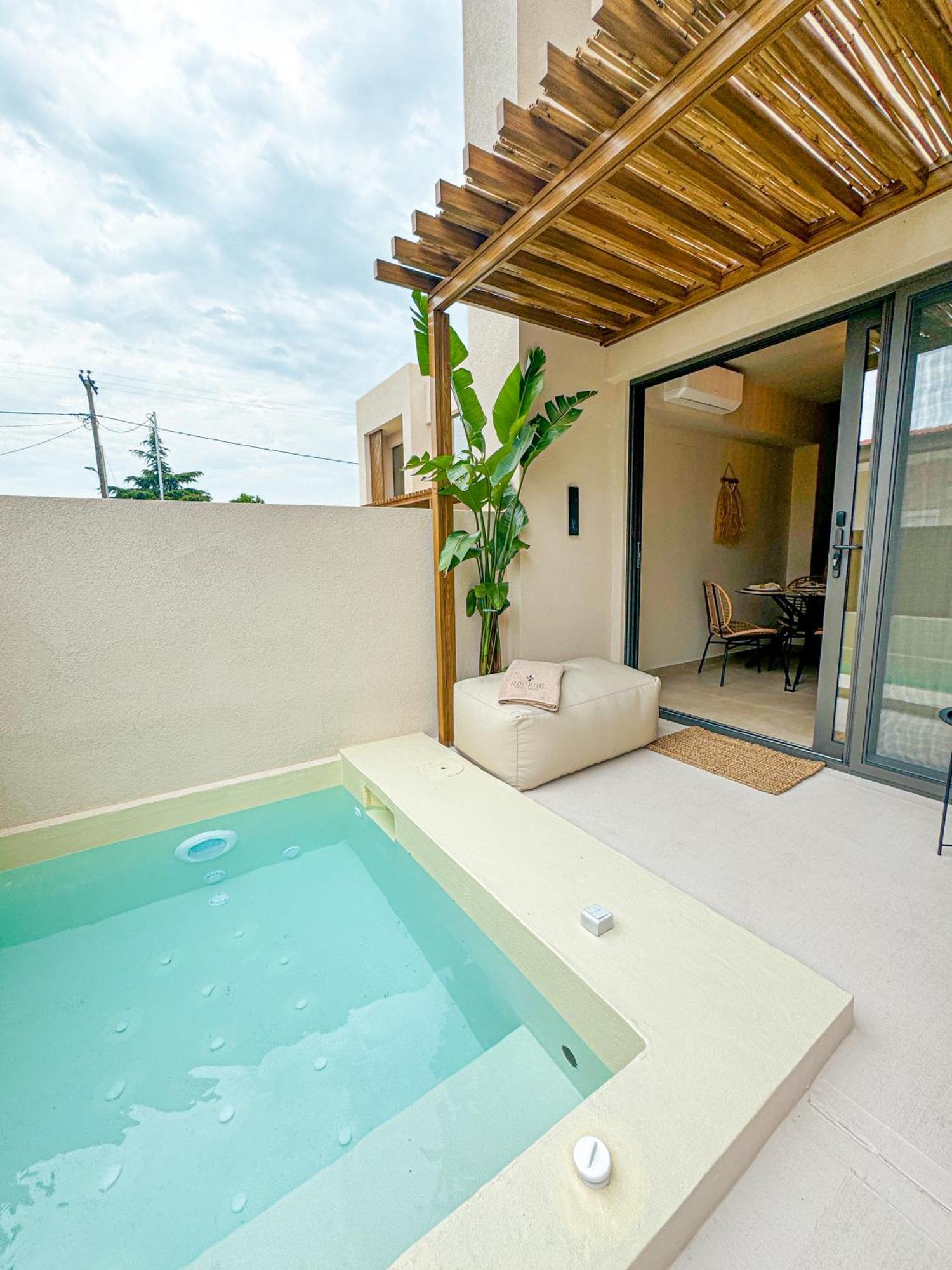 Adorno Private Suites Only Adults & Kids 12 Plus Неа-Врасна Экстерьер фото